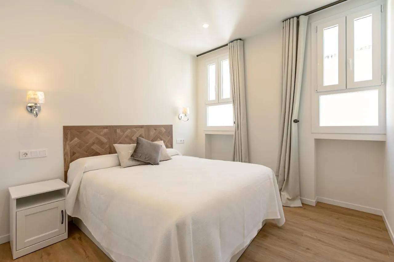 Apartment La Joya De Santa Cruz Calle Virgenes 21 Seville Spain