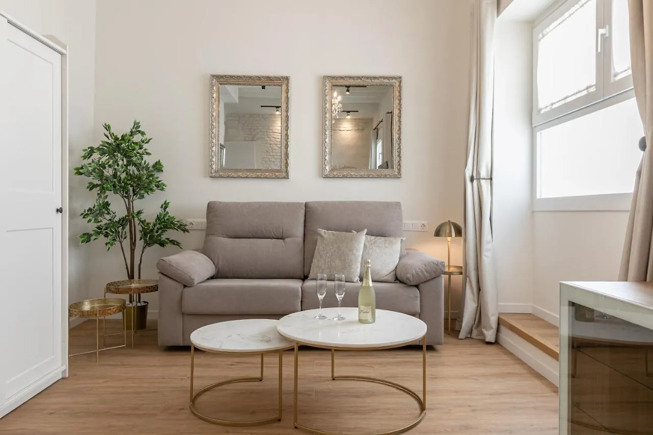 Апартаменты La Joya De Santa Cruz Calle Virgenes 21 Севилья