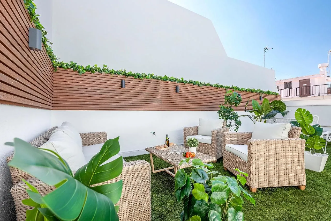 La Joya De Santa Cruz Calle Virgenes 21 Севилья Испания