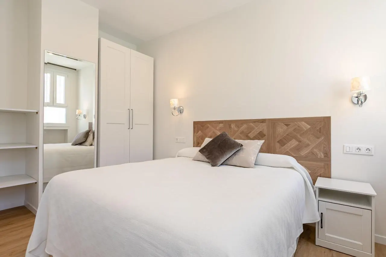 La Joya De Santa Cruz Calle Virgenes 21 Seville Apartment
